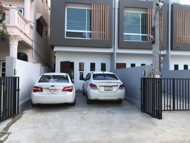 (English) [H433] Town home for Sale 3 bedrooms 3 bathrooms.
