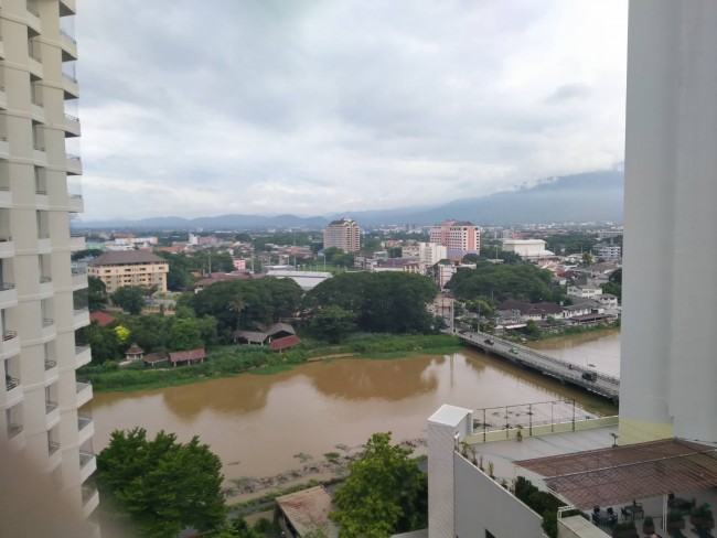 (English) [CR028] Studio Room for rent with river view and mountain view @ Chiang Mai Riverside Condominium Nong-Hoi