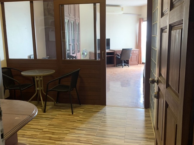 (Thai) [CR009] 1 Bedroom for Rent  @Riversied condo. Available