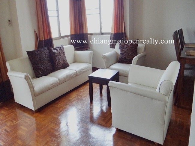 [CR041] 146 sq.m. with 2 beds, 2 baths for rent @ Riverside Condo