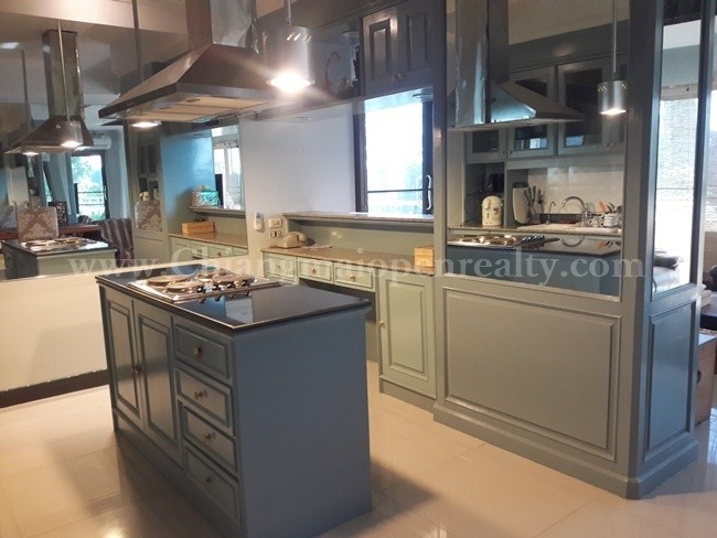 [CR133] Luxurious style 2 bedrooms@ Riverside Condo: Unavailable