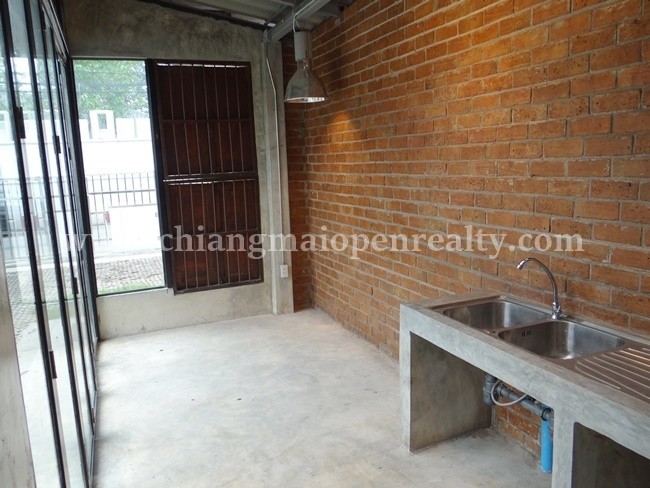 [H335] Newly renovate house and extremely close to Ping River for rent @ Muang. – Rented until May 2017 –