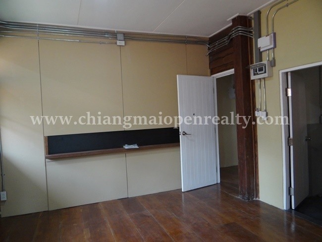 [H335] Newly renovate house and extremely close to Ping River for rent @ Muang. – Rented until May 2017 –