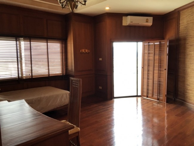 [CR138]  2 bedrooms for Rent/Sale @ Riverside Condo (UNAVAILABLE)