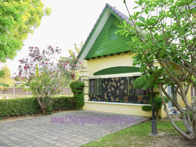 [H408] House for Sale 6 bedrooms 5 bathrooms beautiful house