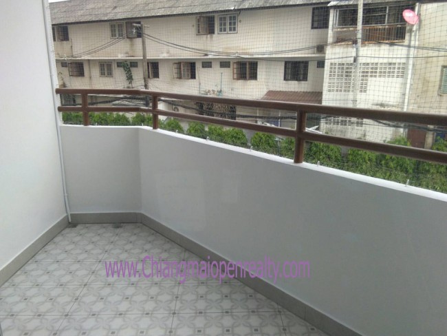 [CR159] Apartment for Rent New Renovation @ Chiangmai River side condo.