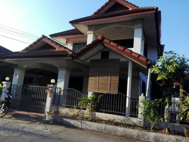(English) [H445] House for Rent 4 bedrooms @ Pimut 1