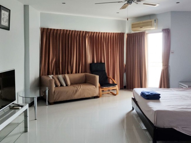 [CR055] Room For Sale/Rent at Chiangmai Riverside Condominium 11th Floor near Nong-Hoi Market ,Varee Chiangmai School ,Chiangmai Airport (Unavailable)