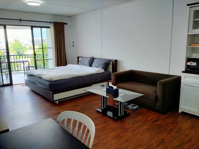 [CH642]Studio Room For Rent at Hillside Condominium 4  ,6th Floor Near Maya Shopping Centre , Maharaj Nakorn Chiangmai Hospital and Chiang Mai University