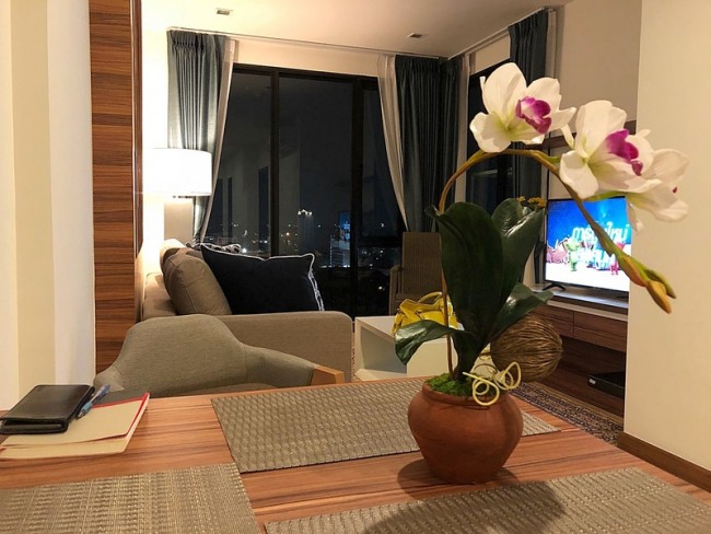 [C-AsA] Room For Sale At Astra A Condo  Chiang Mai  15th floor area 52 Sq.m 1 bedroom , fully-furnished, Chiang Mai .Near Shangri-La Hotel Chiang Mai,Night Bazaar Market, 7 Eleven, banks, Chiang Mai airport, and Central Plaza Chiang Mai Airport shopping mall