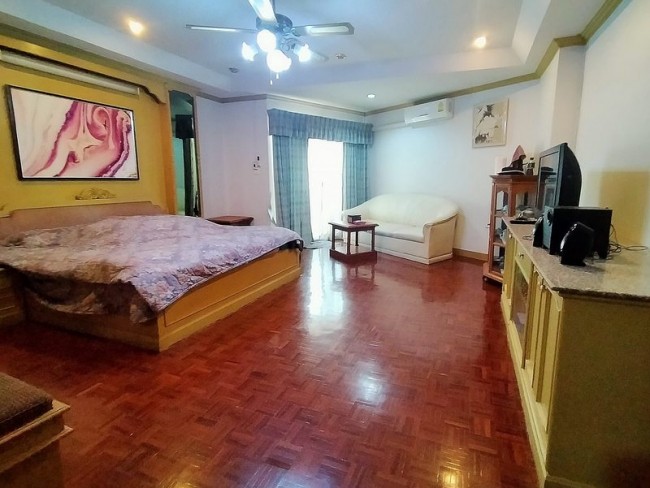 [CR082] Sale Studio Room 1 bedroom at Chiangmai Riverside Condominium 14th floor Near Nong-Hoi Market,Chiangmai Airport,Rim-Ping Supermarket
