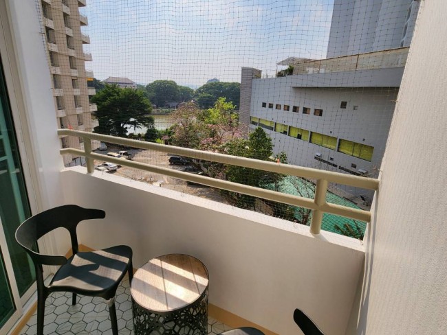 [CR121] sale new renovated modern style condo with river view