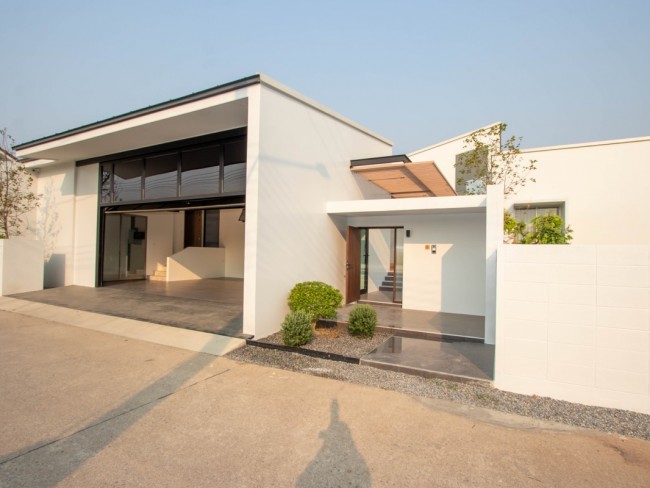 (Thai) [H586] SALE MODERN SMART HOME 4 BEDROOMS 5 BATHROOMS WITH PRIVATE POOL at San Phi Suea