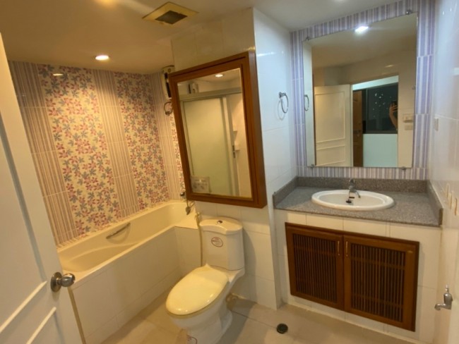 (Thai) [CR111] Room for sale 79 sq.m 2 bedrooms 1 bathroom at Chiangmai Riverside Condo.
